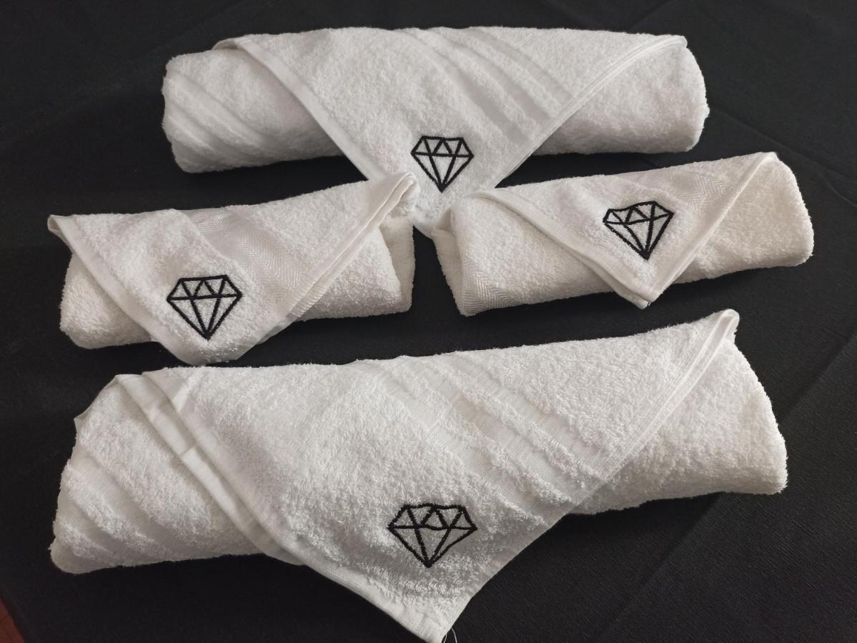 A&C Guest Black Diamond Рим Екстериор снимка